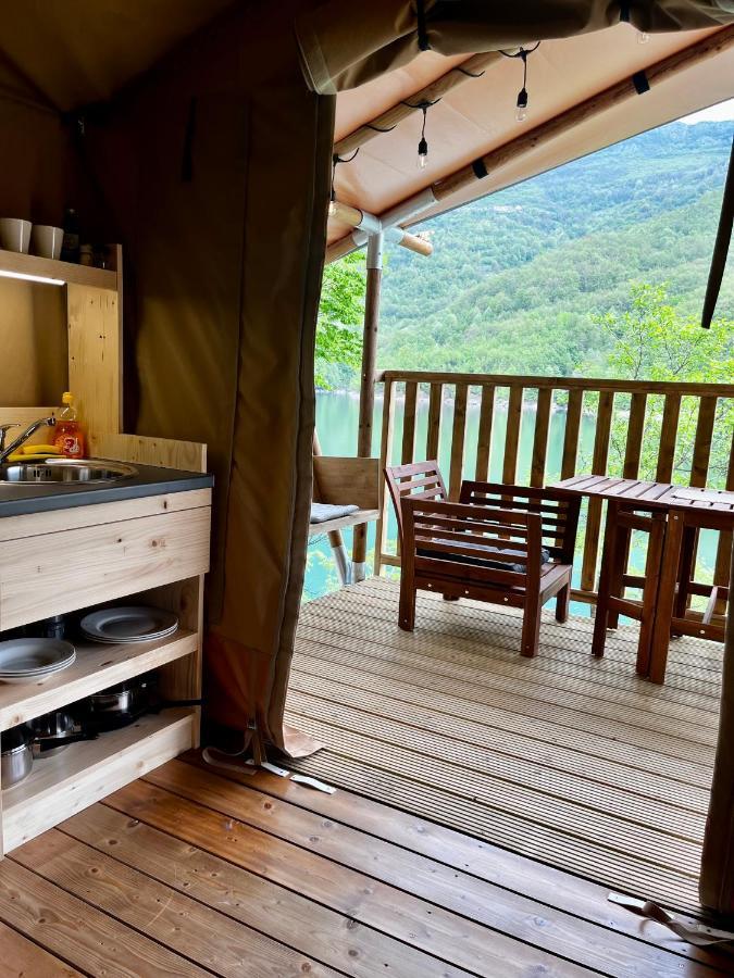 Glamping Bagrem Hotel Jablanica ภายนอก รูปภาพ